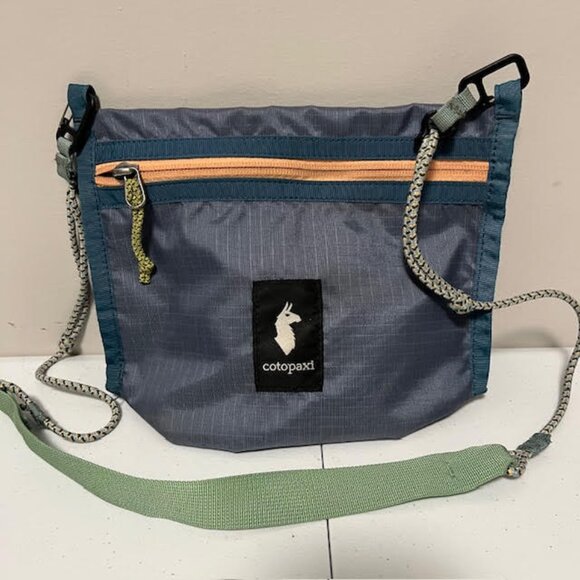 Cotopaxi Lista 2L Lightweight Crossbody Nylon Bag - Picture 4 of 11